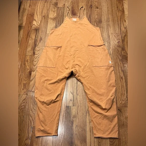 Free People Movement Hot Shot Onesie Toasted Coconut SMALL - Picture 6 of 11